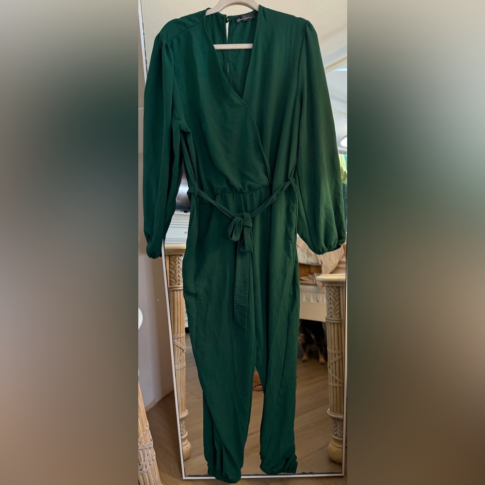 NEW Green V Neck Pockets Long Sleeve Belted Jumpsuit XL - Picture 5 of 5